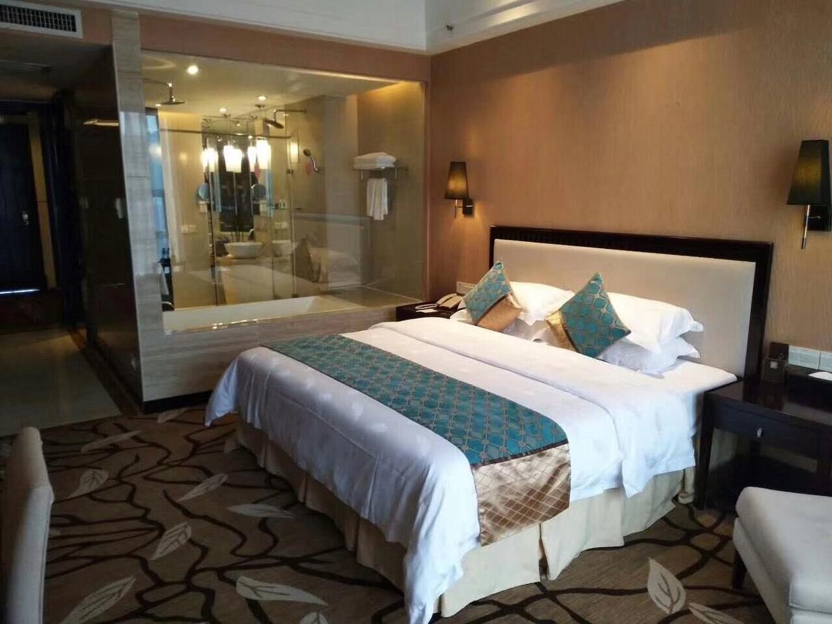 Royal Century Hotel Shenzhen Extérieur photo